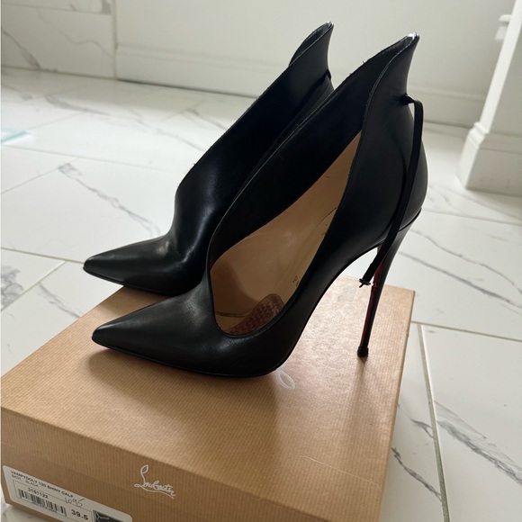 Louboutin Vampydoly 120 Stilletos - Picture 1 of 4